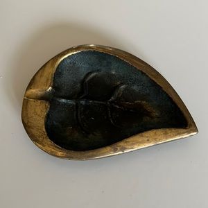 Nordia Made in Israel Mid Century Vintage Brass Leaf Ashtray